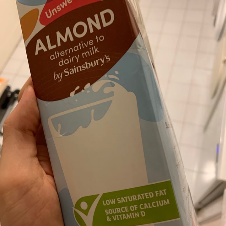 photo of Sainsbury's Almond Milk shared by @wouter on  18 Jun 2020 - review