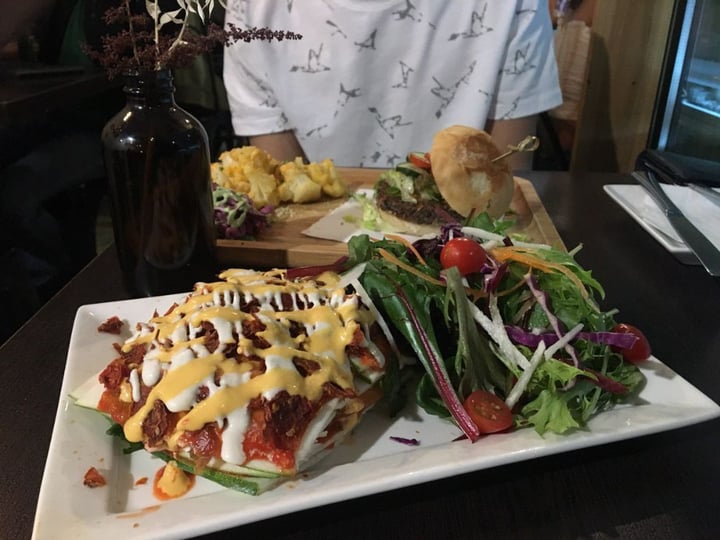 review photo of Afterglow By Anglow Raw Crispy Lasagne shared by @iamnutanidiot on 05 Sep 2019 - review