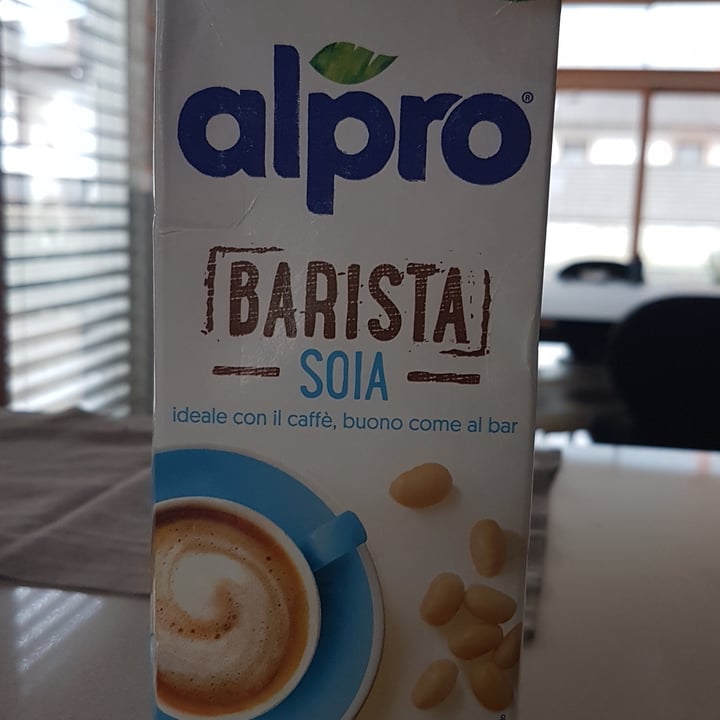 photo of Alpro Barista Soia shared by @axeldafne93 on  12 Mar 2022 - review