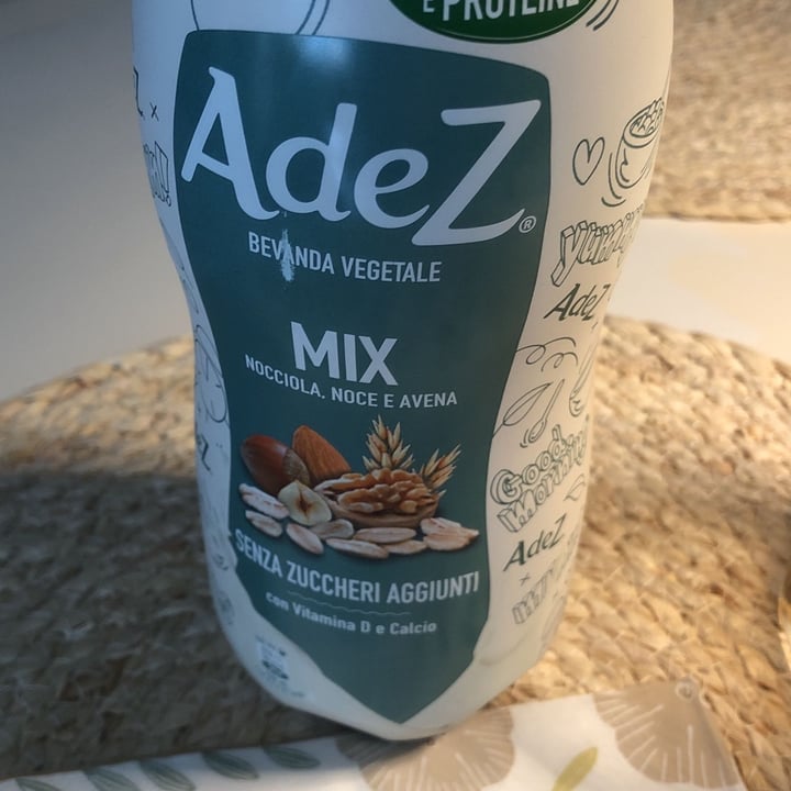 photo of AdeZ Bevanda Vegetale Mix Nocciola, Noce e Avena shared by @alessiaegiorgio on  04 Apr 2022 - review