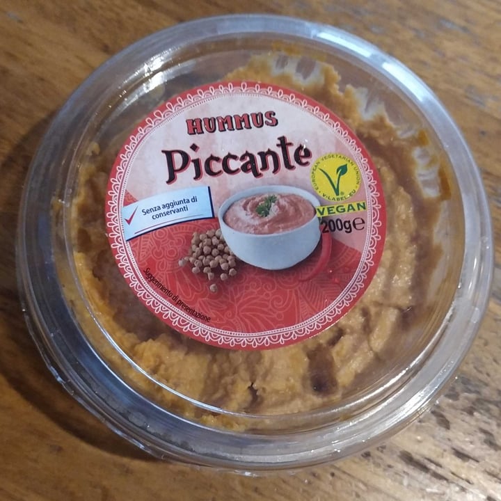 photo of ALDI Hummus piccante shared by @lindus on  08 Dec 2021 - review