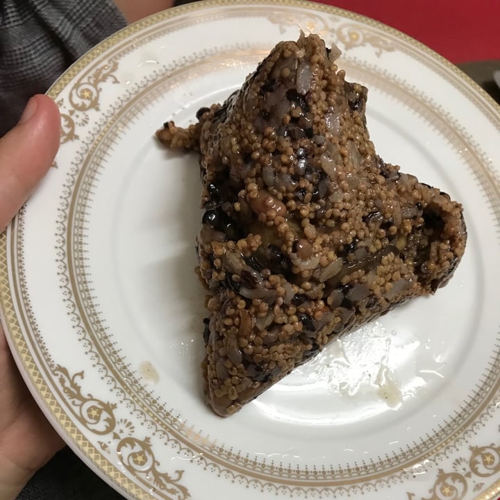 review photo of The Leaf Healthy House Café Multigrain Rice Dumpling shared by @jesscveg on 02 Jun 2020 - review