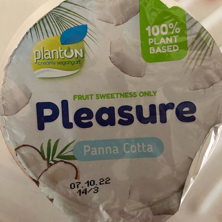 photo of magda plant-based Panna Cotta shared by @fatimars on  07 Sep 2022 - review