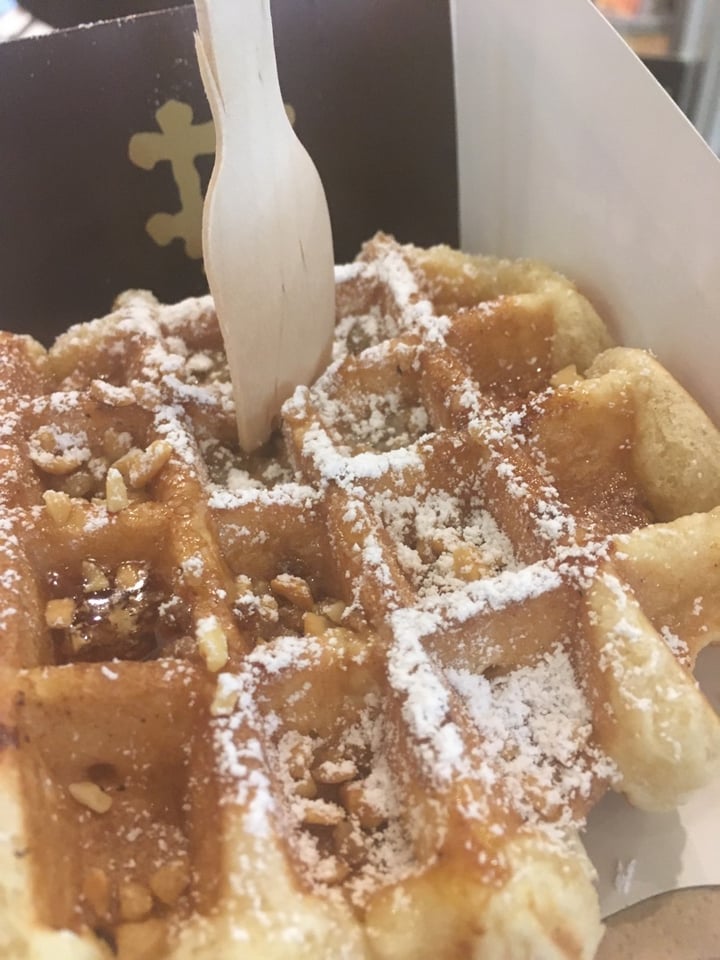review photo of Veganwaf' Vegan Belgian Waffle shared by @plantbasedhippie on 10 Feb 2020 - review