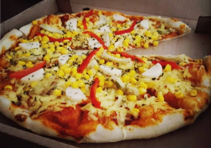 photo of Il Tomacino Pizzería Pizza Del Huerto Vegana shared by @diegofervilches on  18 Jan 2020 - review