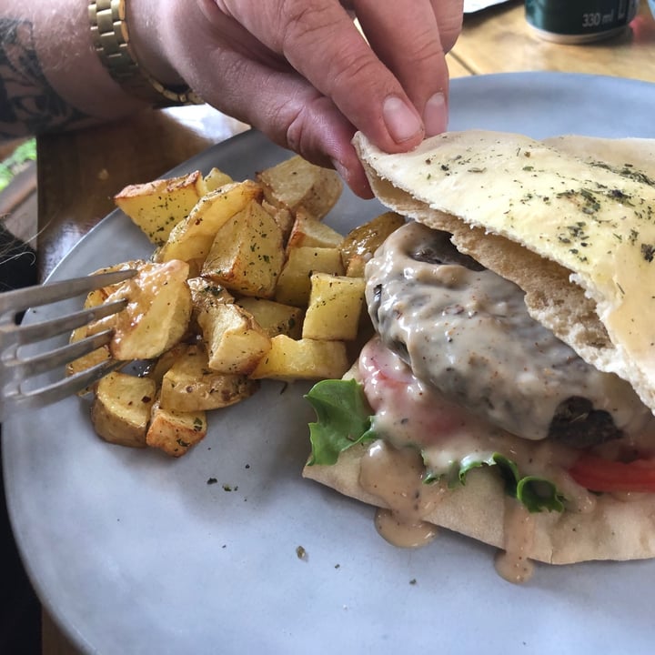 photo of Li-o-La Bean Burger with Pepper Sauce shared by @ninamari on  04 Jan 2021 - review