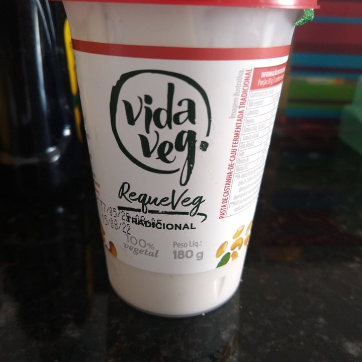 photo of Vida Veg Requeijão Tradicional shared by @anahorta on  31 May 2022 - review