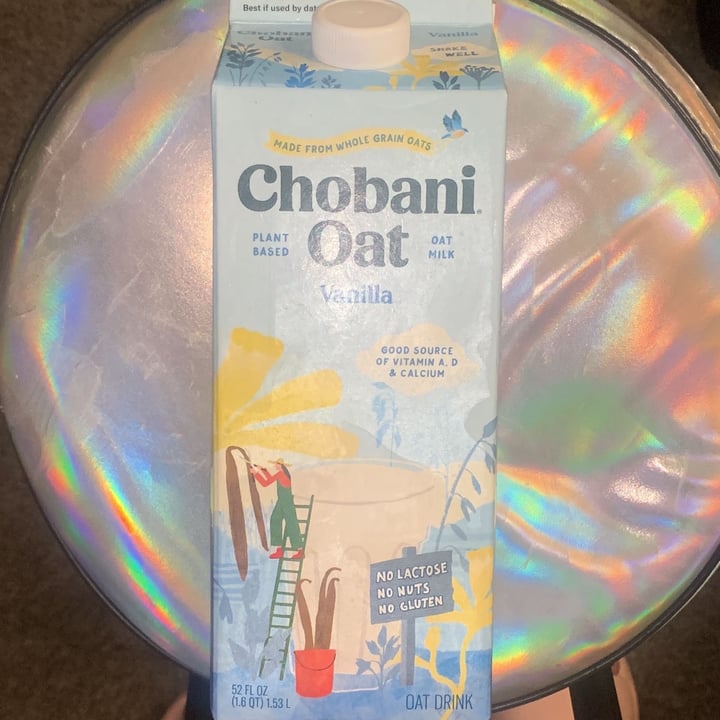 photo of Chobani Oat Milk - Vanilla shared by @prettybbzia on  05 Sep 2022 - review