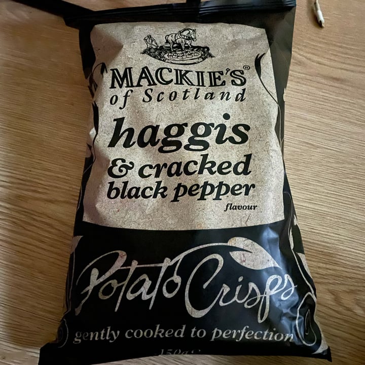photo of Mackie's of Scotland Haggis And Cracked Black Pepper Crisps shared by @veganwarrior666 on  17 Dec 2021 - review