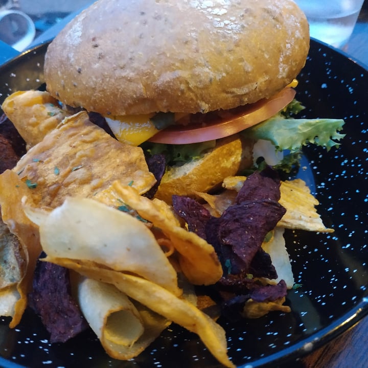 photo of Fresh Green Hamburguesa mexicana shared by @oierland on  15 Aug 2021 - review