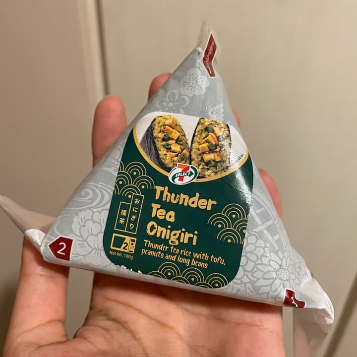 photo of 7-Eleven Thunder Tea Onigiri shared by @vishakha on  26 Aug 2022 - review