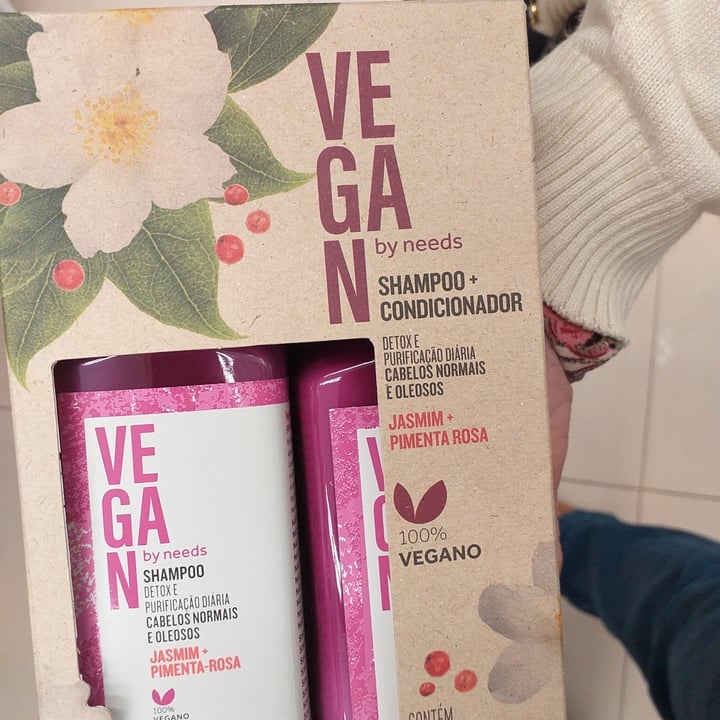 review photo of Vegan by Needs Condicionador jasmim +pimenra rosa shared by @neusa on 16 May 2022 - review