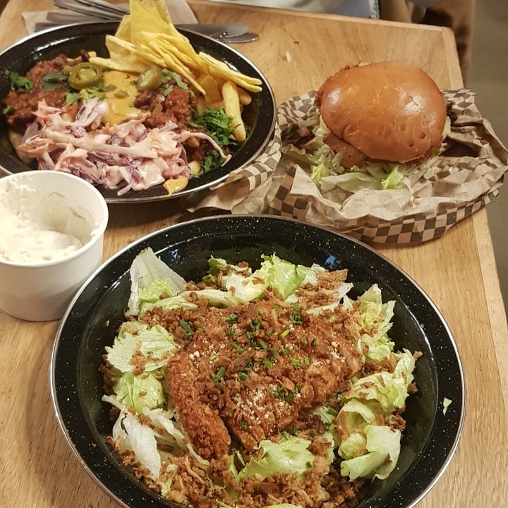 photo of Rudy's Dirty Vegan Diner Cesar Salad shared by @veganneuroscientist on  17 Jun 2020 - review