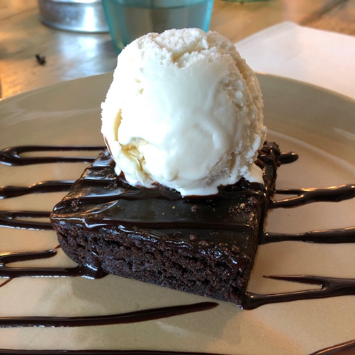 photo of Purezza - Vegan Pizza Camden Salted Caramel Brownie shared by @caznoble on  27 Jun 2021 - review