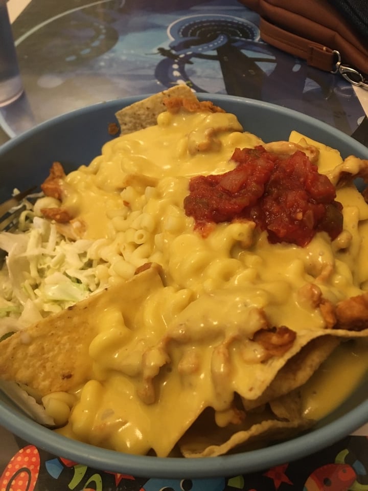 photo of Ten Forward Cafe Space Garbage Nachos shared by @gracethegrouch on  28 Apr 2020 - review