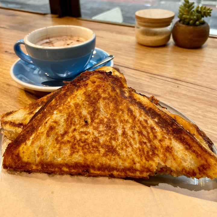 photo of UNION KIOSK Bolognese Jaffle shared by @laureneas on  20 Sep 2022 - review