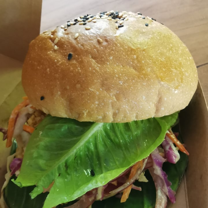 photo of Plant Cartel Chick'n Burger shared by @stefietokee on  31 May 2020 - review