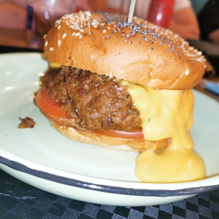 photo of Lekker Vegan Kyalami On Main Sloppy Joe Burger shared by @michellebarendse on  26 Jun 2021 - review