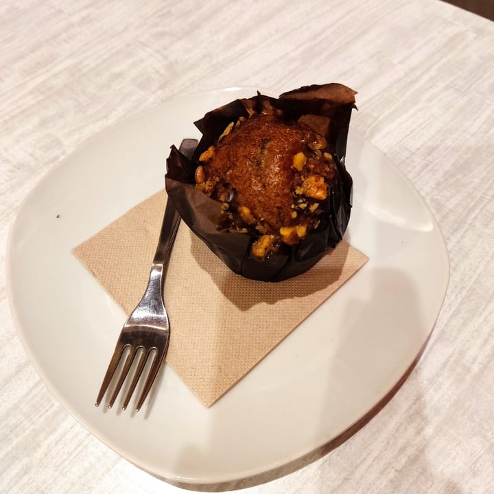 photo of Universal Muffin plátano y nueces shared by @mamaroach on  11 Dec 2022 - review