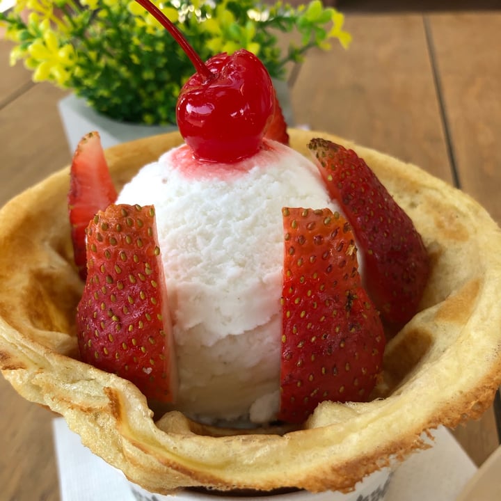 review photo of Salutare Helado Artesanal Gelato de coco shared by @anasoff on 27 Sep 2021 - review