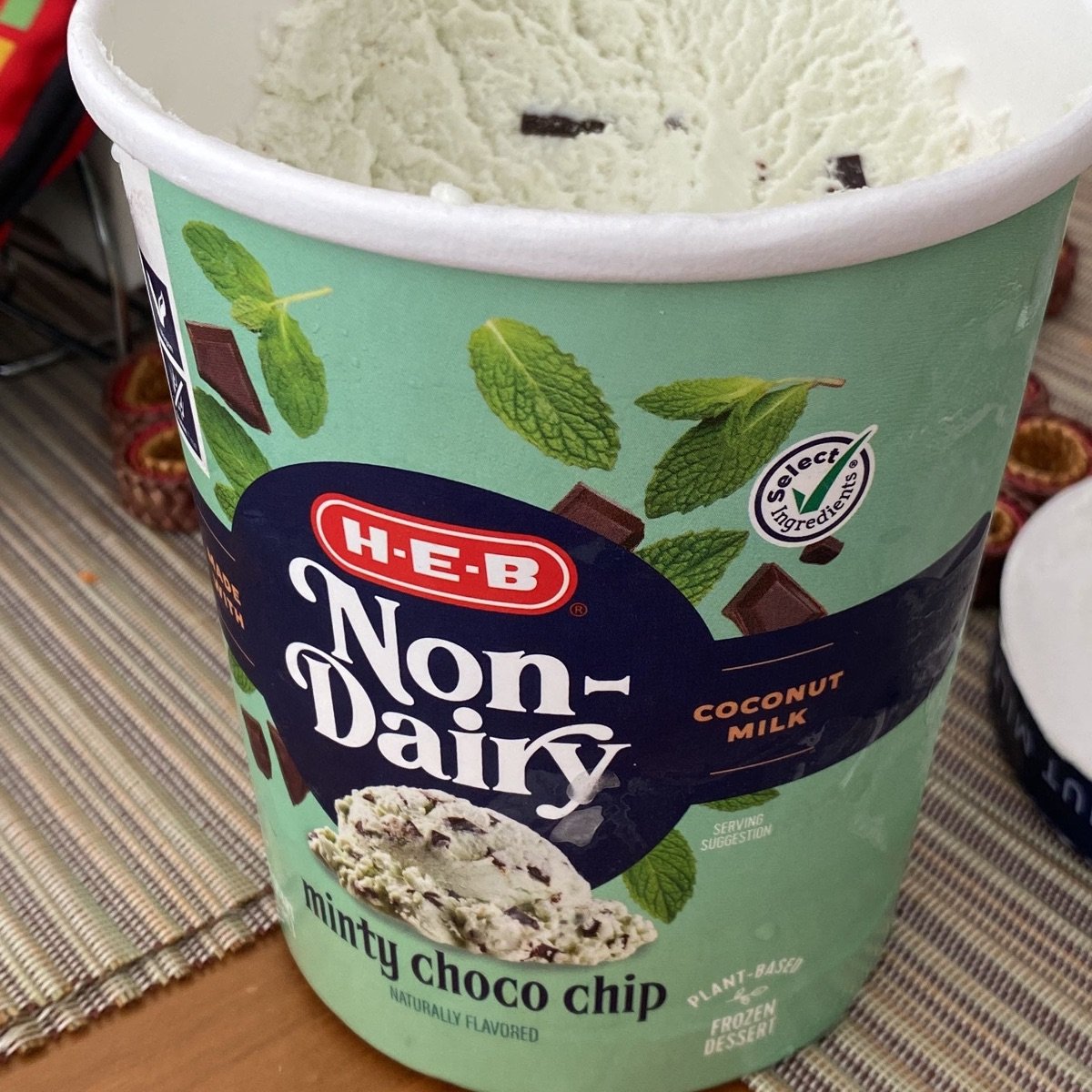 Minty Choco Chip from HEB - Vegan Product Reviews & Ratings | abillion