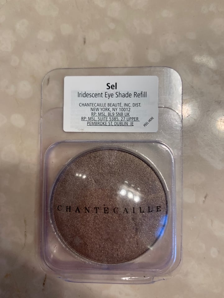 photo of Chantecaille Chantecaille Iridescent Eyeshadow - Sel shared by @melissanelson13 on  04 Apr 2020 - review