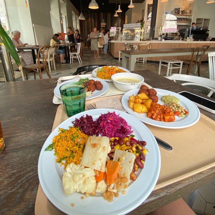 review photo of Ginko Buffet shared by @jessicafagotto on 17 Sep 2022 - review