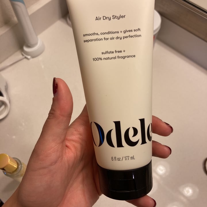 photo of Odele Air Dry Styler shared by @ohsnapkittykat on  02 Jul 2021 - review