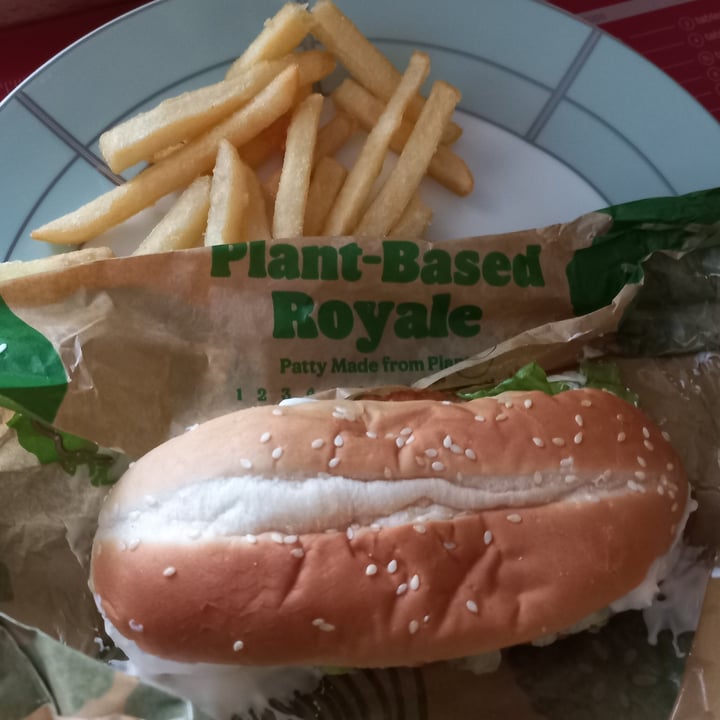 photo of Burger King Somerset Mall Chicken Royalle Burger shared by @bl on  11 Feb 2022 - review