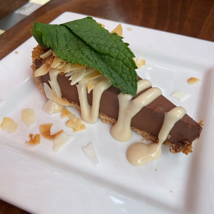 photo of MeeT on Main Chocolate Coconut Ganache Tart shared by @veggie-meg on  07 Oct 2021 - review