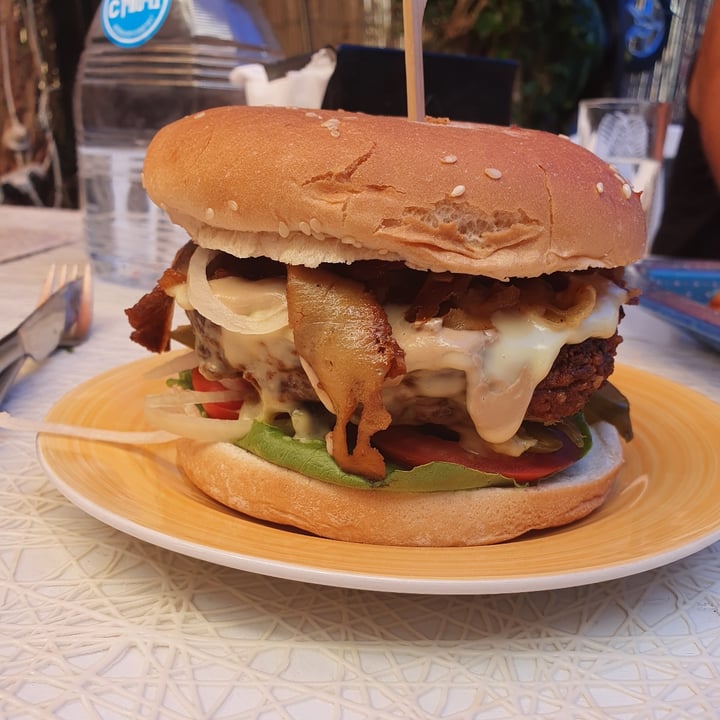 photo of Vegan Xpress Homemade Burger shared by @gsavaryego on  02 Sep 2020 - review