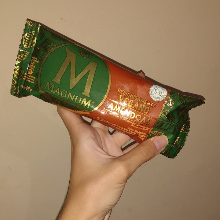 photo of Magnum Vegano Amêndoas shared by @giihcmoraes on  04 Jun 2022 - review