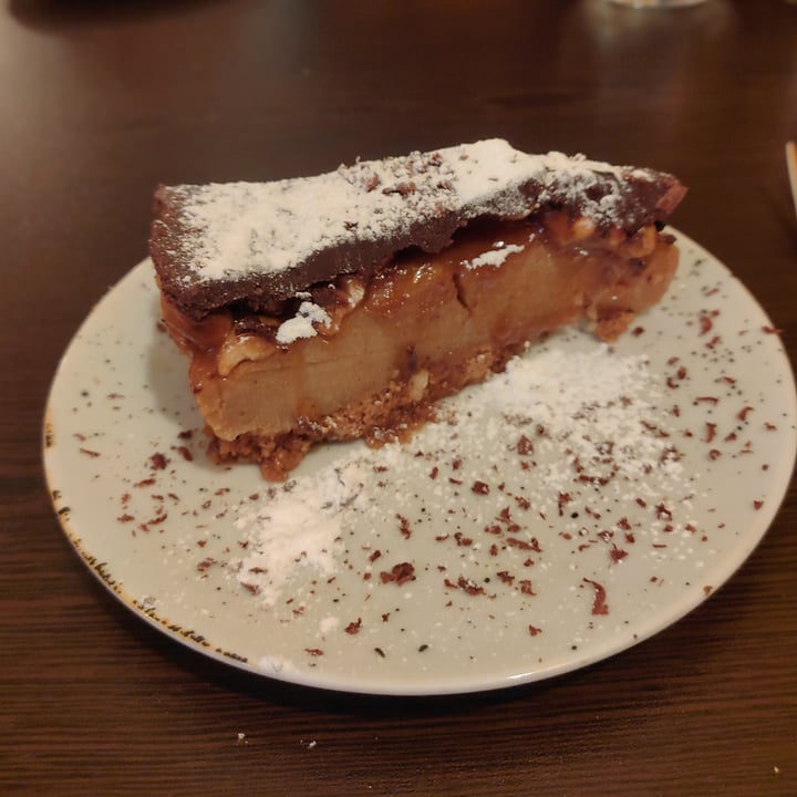 review photo of Kong - Food Made With Compassion Tarte de Snickers shared by @mellgoesouttoeat on 23 Jan 2022 - review