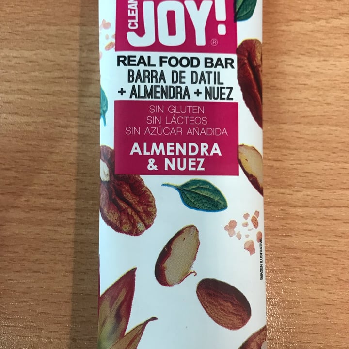 photo of Oh joy real food Barra de almendra & nuez shared by @jesuscarrillo on  04 Sep 2022 - review