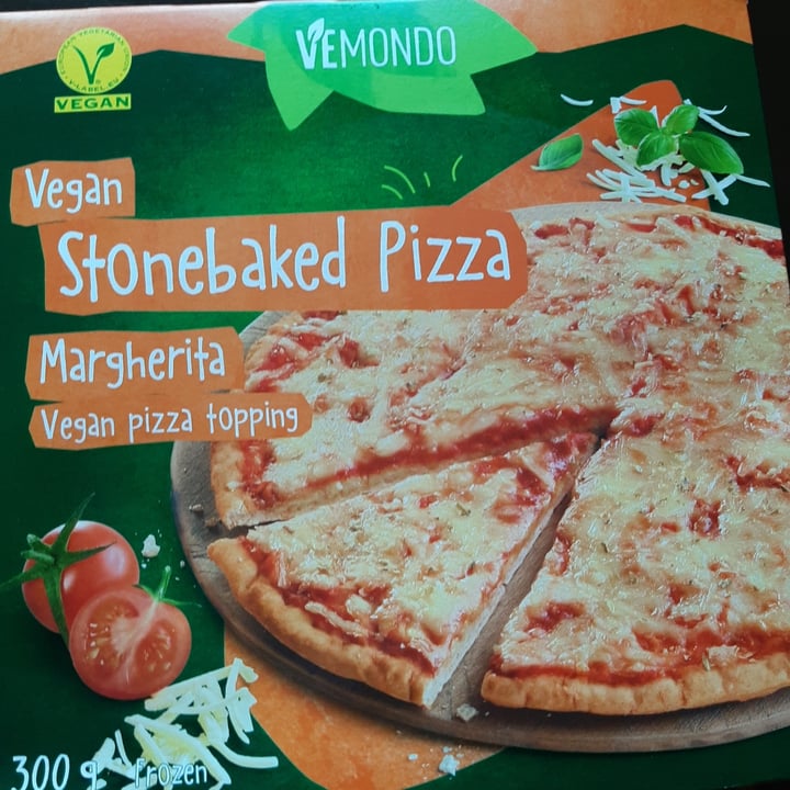 review photo of Vemondo Pizza tomate y queso shared by @vigoveryvegan on 27 Jan 2022 - review