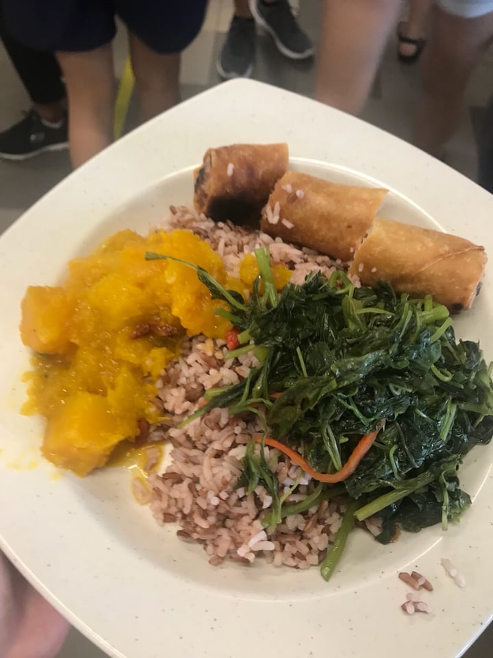 review photo of NUS Science Canteen (Frontier Phase 1) Vegetarian Economical Rice shared by @shiling on 10 Oct 2019 - review