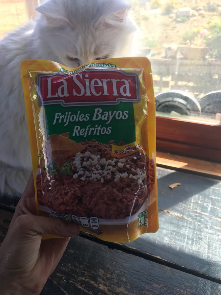 photo of La Sierra Frijoles bayos refritos shared by @calci-fer on  25 Mar 2020 - review