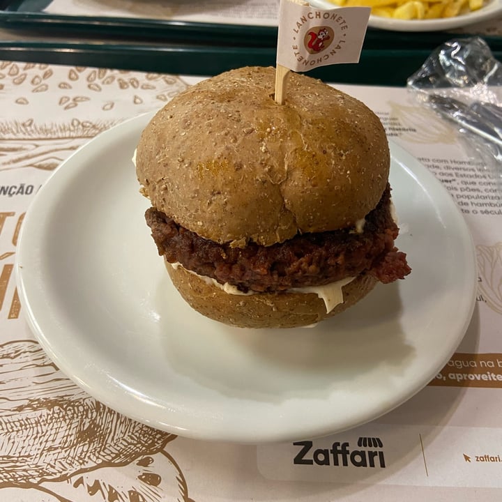 photo of Hipermercado Zaffari Higienópolis Hamburger Plant-Based shared by @carollopes on  22 Jul 2022 - review