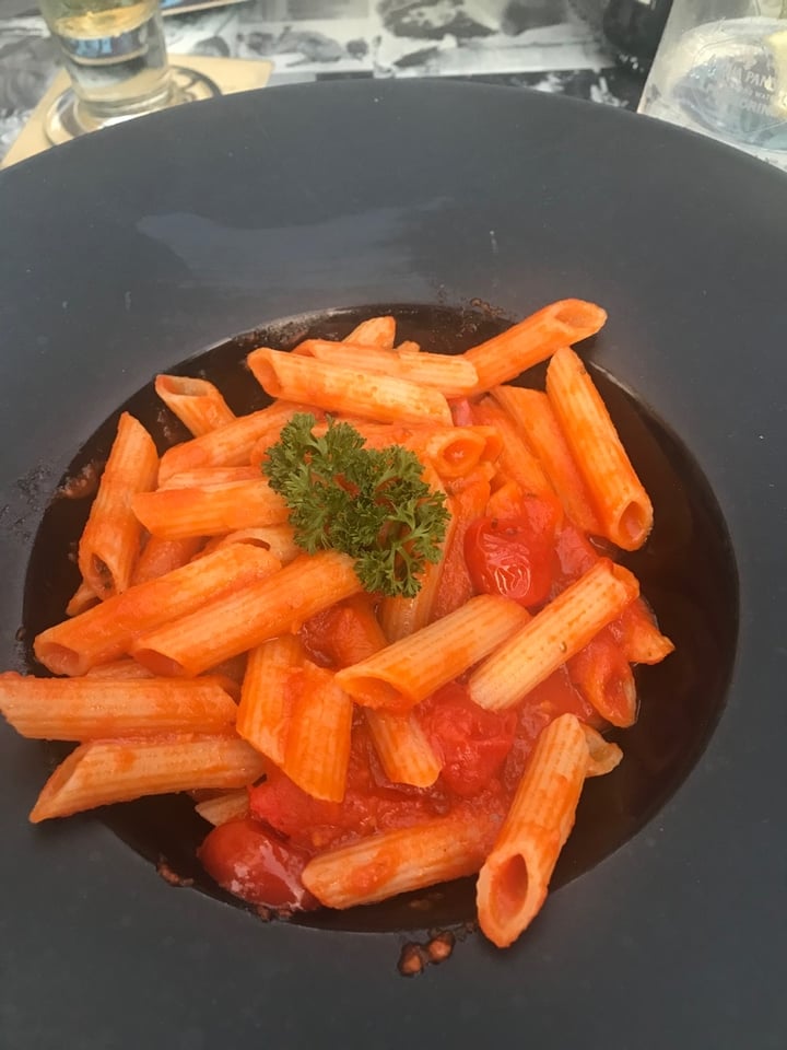 photo of Rosso Vino Veganized Arrabiata shared by @lucyholliss on  06 Feb 2020 - review