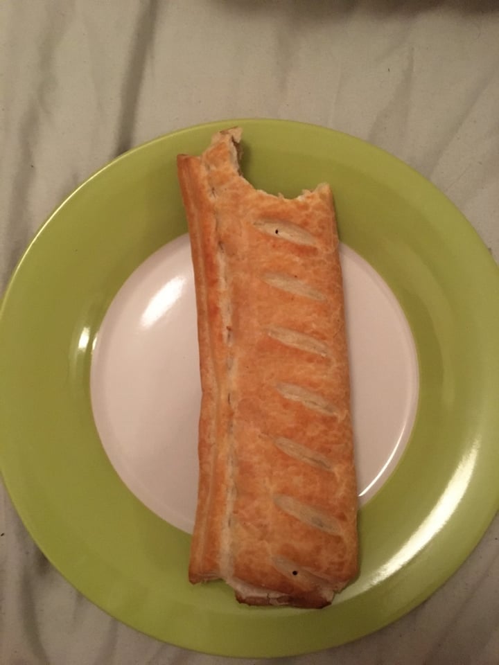 photo of Wall's Pastry Since 1786 Tasty Vegan Jumbo Roll shared by @natasha1998 on  08 Mar 2020 - review