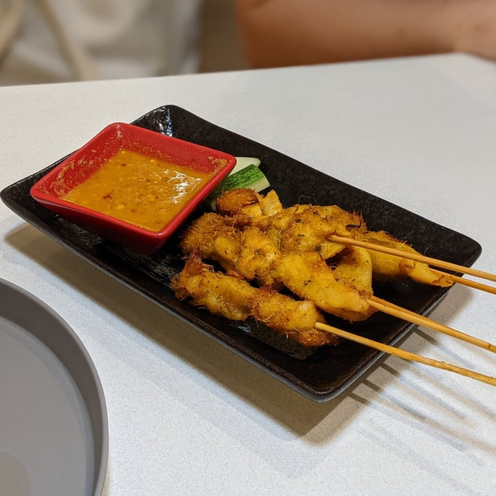 photo of Red Apple Veggie Café Golden Mushroom Satay shared by @oblongboxes on  12 Dec 2020 - review