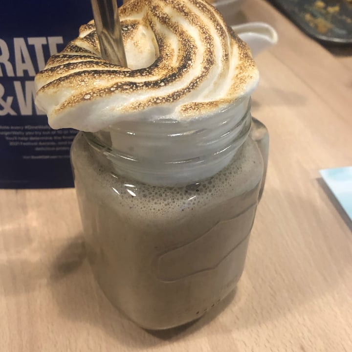 photo of Sweet Release Cakes and Treats Milkshake shared by @emmalivingvegan on  04 Oct 2021 - review