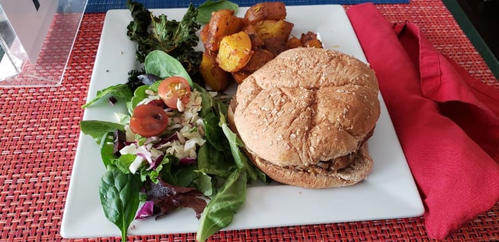 photo of Green Door Cafe Black & Blue Burger shared by @sdrockervegan on  18 Feb 2019 - review