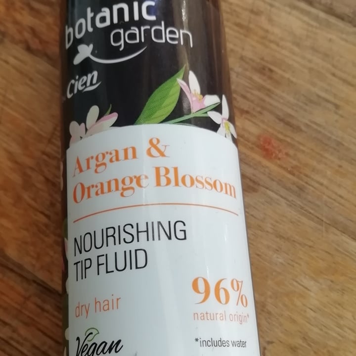 review photo of Botanic garden Nourishing tip fluid shared by @lisart76 on 12 May 2022 - review