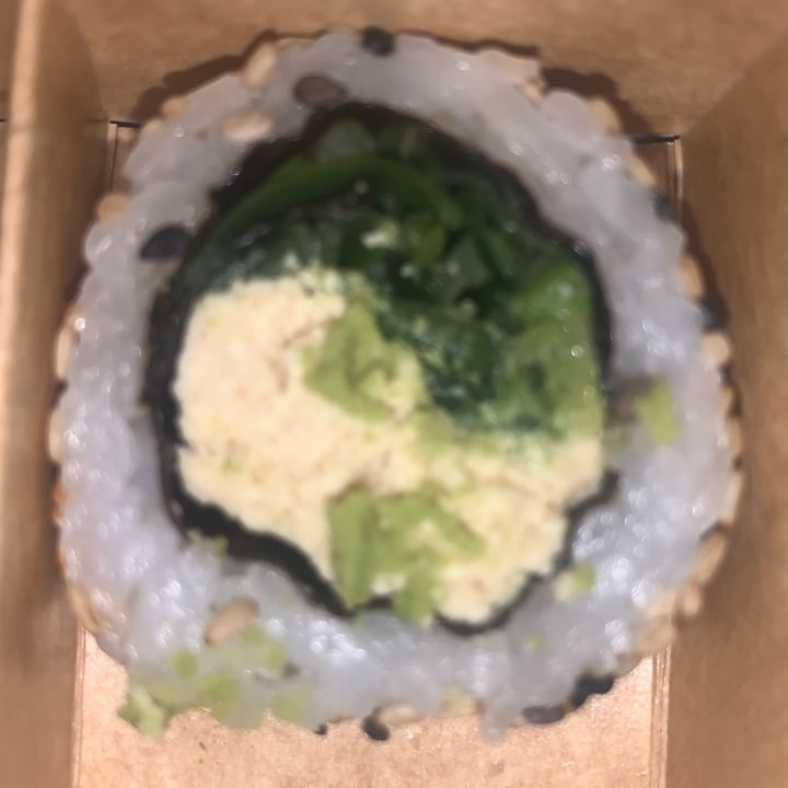 photo of Sushi Vegano- Vicente López (Delivery) Roll Verde shared by @naleuem on  12 Dec 2021 - review