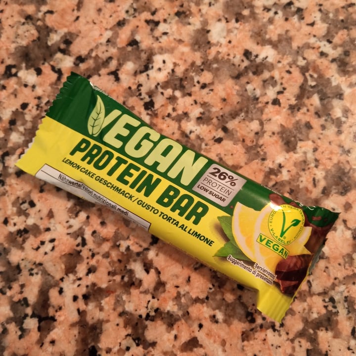 photo of IronMaxx Vegan Protein Bar Lemon Cake Flavor shared by @elenelli on  04 May 2022 - review