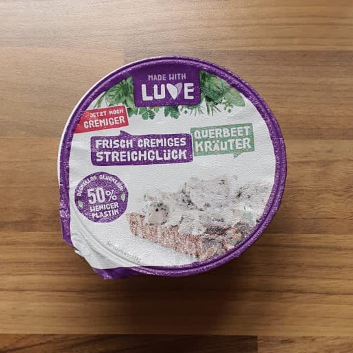photo of Made With Luve Luve Streichglück Kräuter Frischkäse (cream cheese) shared by @silvia81 on  16 Apr 2021 - review