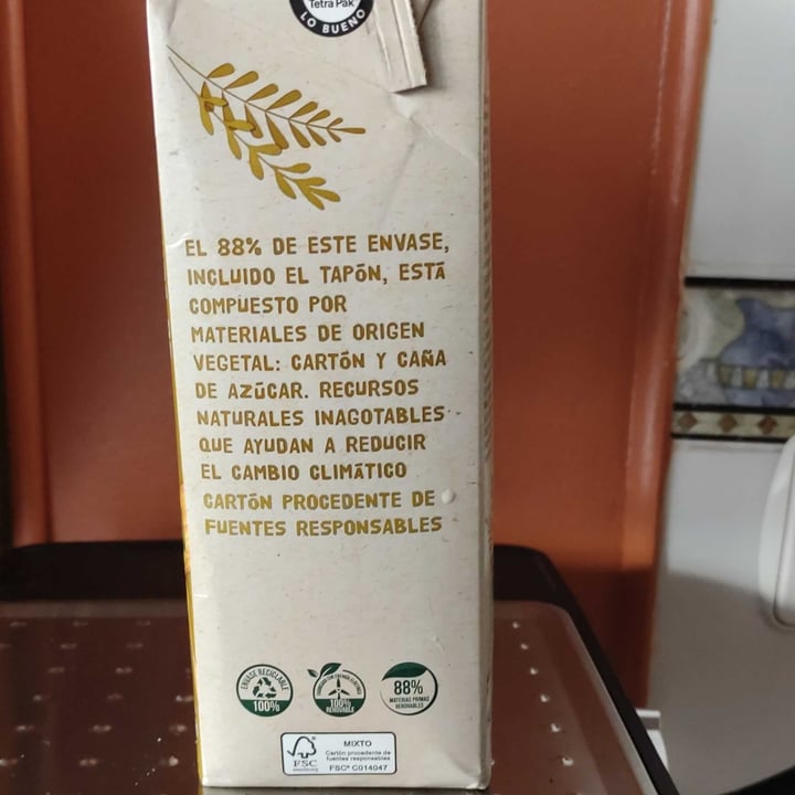 photo of Vegedia Bebida de Avena shared by @pablolm on  07 Jan 2022 - review