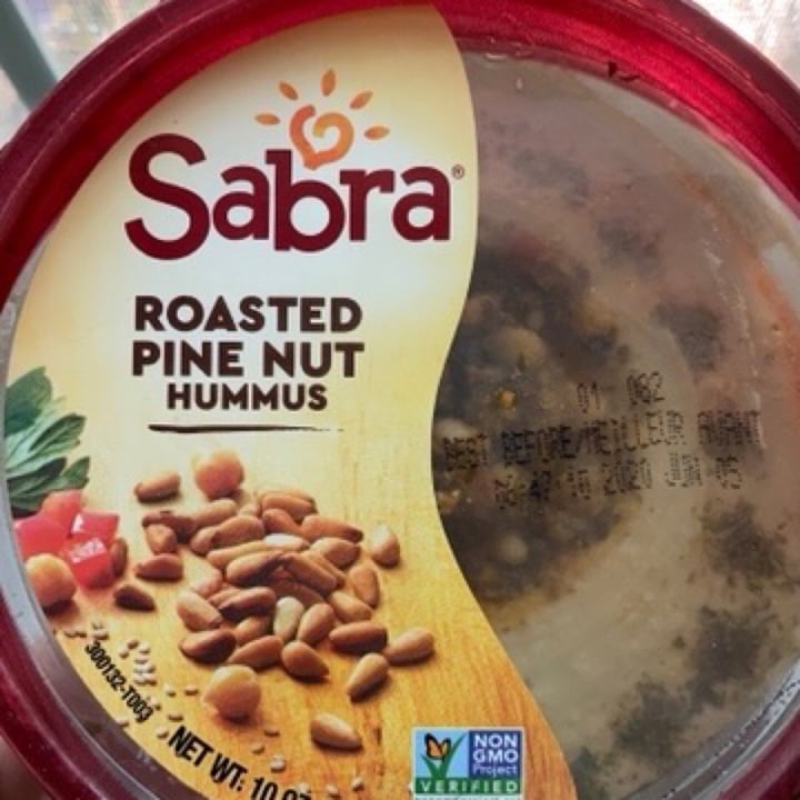 photo of Sabra Roasted Pine Nut Hummus shared by @applesforbuffalo on  25 Apr 2020 - review