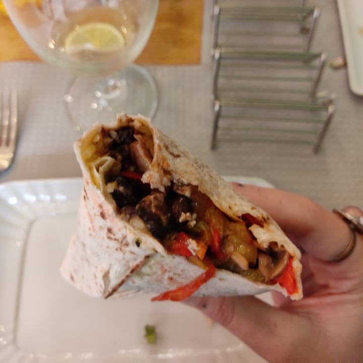 photo of Pa' Malù Vegan Burrito shared by @chiarin94 on  23 Nov 2021 - review